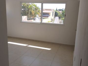 CERCA SUMIYA. VIGILANCIA. MANTENIMIENTO DE TODO EL JARDIN Y AREAS COMUNES. CREDITOS OK
