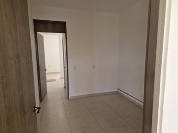 CERCA SUMIYA. VIGILANCIA. MANTENIMIENTO DE TODO EL JARDIN Y AREAS COMUNES. CREDITOS OK