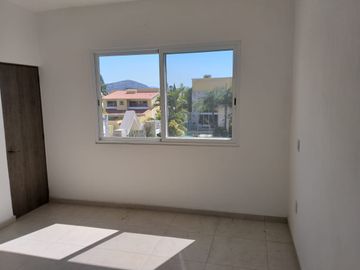 CERCA SUMIYA. VIGILANCIA. MANTENIMIENTO DE TODO EL JARDIN Y AREAS COMUNES. CREDITOS OK
