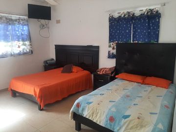 QUINTA EN VENTA EN JUAREZ, NUEVO LEON, ZONA LA LOBITA SAN MATEO, TERRENO 1720 m2, A 10 MINUTOS DE AV. ELOY CAVAZOS Y CARRETERA JUAREZ SAN MATEO,
