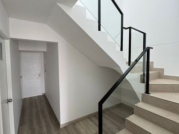 VENDO DUPLEX  EXCLUSIVO EN CHACARILLA