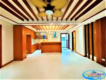 Corner 4 Bedroom House For Sale in Corona Del Mar Talisay Cebu