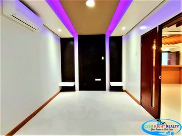 Corner 4 Bedroom House For Sale in Corona Del Mar Talisay Cebu