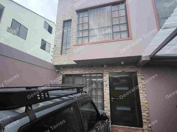 CASA EN CUENCA ECUADOR SECTOR UNCOVIA - ROSAL -PATAMARCA - SE VENDE CASA DE OPORTUNIDAD