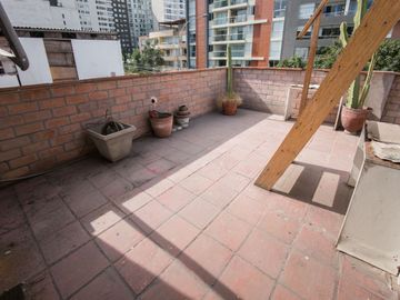 🌟CASA EN ESQUINA EN LA ROCCA DE VERGALLO Y TOMAS RANSEY  – San Isidro 🌟