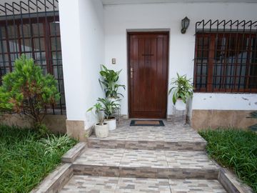 🌟CASA EN ESQUINA EN LA ROCCA DE VERGALLO Y TOMAS RANSEY  – San Isidro 🌟