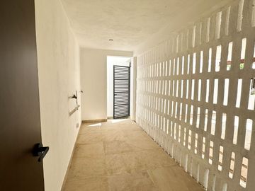 Casa de 3 recámaras en venta en priv Zendera, Conkal