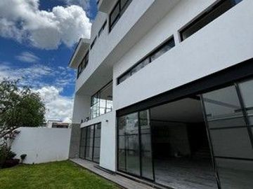 VENTA DE RESIDENCIA DE LUJO MINIMALISTA EN LA GRAN RESERVA, LOMAS DE ANGELOPOLIS III, PUEBLA