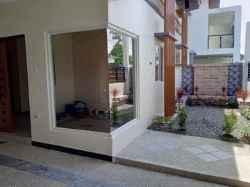 RUSH SALE 3 Bedrooms Bungalow House and Lot  for SALE in Angeles city near Clark