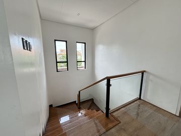 Brand-New 5-Bedroom Modern Home with Private Pool in Imus, Cavite – Ready for Move-In!