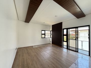 Brand-New 5-Bedroom Modern Home with Private Pool in Imus, Cavite – Ready for Move-In!