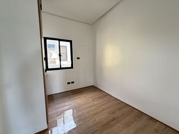 Brand-New 5-Bedroom Modern Home with Private Pool in Imus, Cavite – Ready for Move-In!