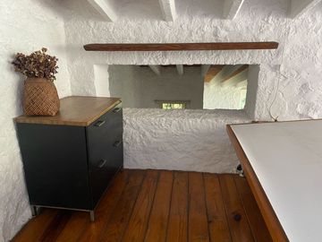 VENDO AMPLIA CASA EN TEPOZTLAN, SANTIAGO TEPETLAPA, GRAN UBICACIÓN