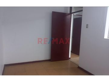 Ocasión Vendo Departamento 2Do Piso En Breña