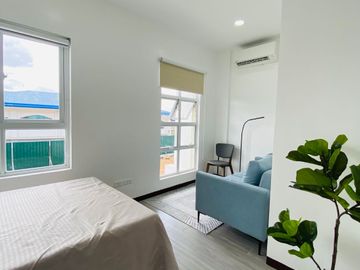 3BR HOUSE AND LOT WITH EN SUITE NEAR YNARES CENTER ANTIPLO CITY