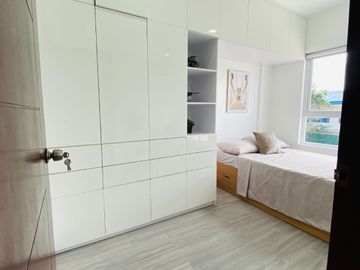 3BR HOUSE AND LOT WITH EN SUITE NEAR YNARES CENTER ANTIPLO CITY