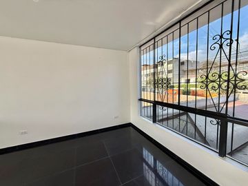 Alquiler de Dpto. Surco (San Ignacio de Monterrico)