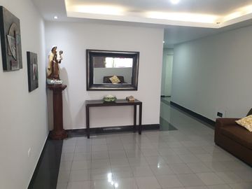 Venta Departamento, Mariscal, cerca a Universidades y colegios de la zona