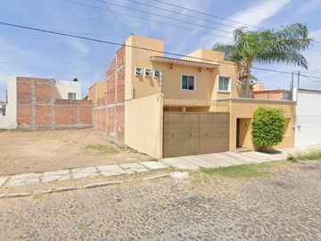 Casa en Venta Zirate, Vasco de Quiroga La Piedad Michoacán, Recuperación Bancaria