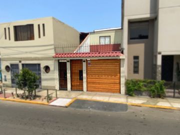 Se Alquila Amplio Departamento De 165M² En Bellavista – 3 Dormitorios +Patio Interior + Cochera