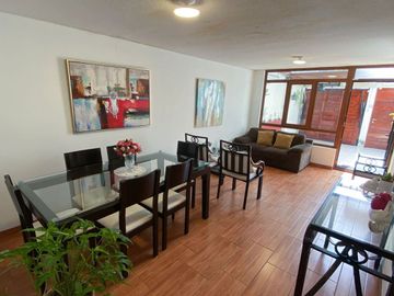 Se Alquila Amplio Departamento De 165M² En Bellavista – 3 Dormitorios +Patio Interior + Cochera