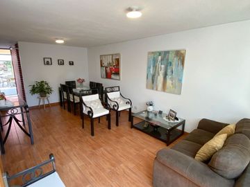 Se Alquila Amplio Departamento De 165M² En Bellavista – 3 Dormitorios +Patio Interior + Cochera