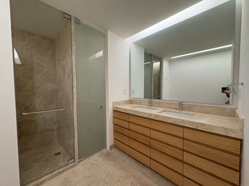 Estrene bonito departamento moderno y con gran vista en Polanco, cerca Liceo