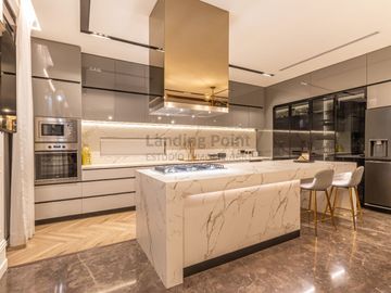 DEJA DE HOJEAR REVISTAS DE LUJO. MEJOR, VIVE EN UNA. CASA EN VENTA LAS LAJAS, SAN JERÓNIMO