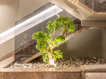 DEJA DE HOJEAR REVISTAS DE LUJO. MEJOR, VIVE EN UNA. CASA EN VENTA LAS LAJAS, SAN JERÓNIMO