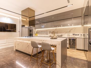 DEJA DE HOJEAR REVISTAS DE LUJO. MEJOR, VIVE EN UNA. CASA EN VENTA LAS LAJAS, SAN JERÓNIMO