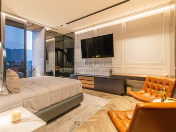 DEJA DE HOJEAR REVISTAS DE LUJO. MEJOR, VIVE EN UNA. CASA EN VENTA LAS LAJAS, SAN JERÓNIMO