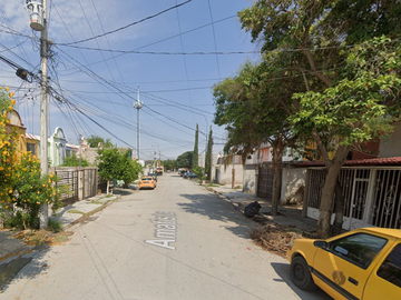 CASA DE RECUPERACIÓN BANCARIA EN CALLE AMATISTA, COLONIA PEDREGAL DEL VALLE, TORREON, COAHUILA. ¡NO CREDITOS!