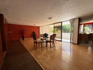 Estupendo departamento para remodelar en Lomas de Chapultepec