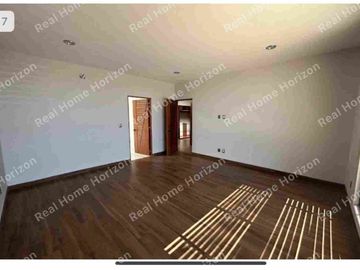 CASA EN VENTA EN LOMAS DEL MOLINO 3