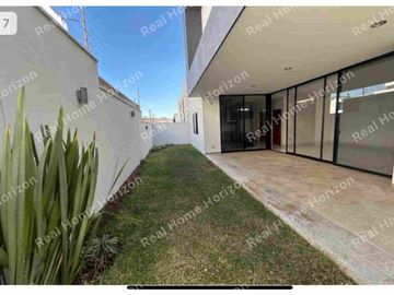 CASA EN VENTA EN LOMAS DEL MOLINO 3