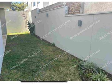 CASA EN VENTA EN LOMAS DEL MOLINO 3