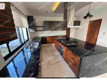 CASA EN VENTA EN LOMAS DEL MOLINO 3