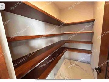 CASA EN VENTA EN LOMAS DEL MOLINO 3