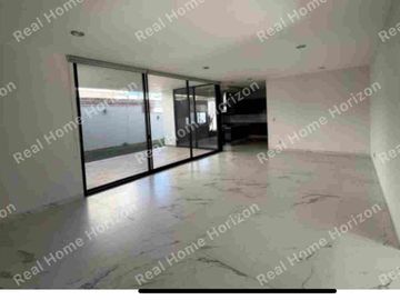 CASA EN VENTA EN LOMAS DEL MOLINO 3