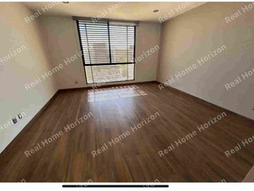 CASA EN VENTA EN LOMAS DEL MOLINO 3