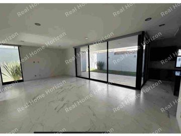 CASA EN VENTA EN LOMAS DEL MOLINO 3