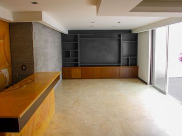 Casa de 5 Recámaras en La Vista Country Club, Puebla