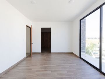 Casa de 4 Recámaras en Lomas de Angelopolis Puebla