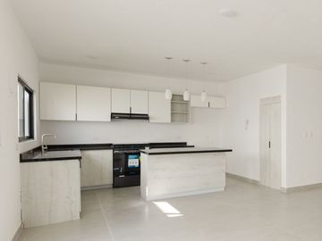Casa de 4 Recámaras en Lomas de Angelopolis Puebla
