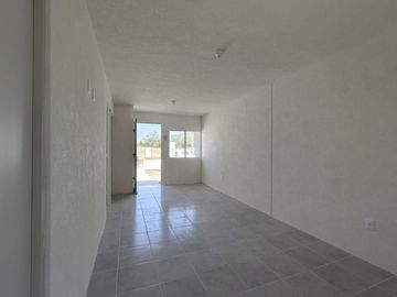 VENDO CASAS DE 1 NIVEL EN TORRENTES AEROPUERTO