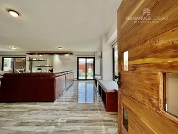 RINCONADA - VENDE CASA 6D 4B PISCINA - SAN MARTIN