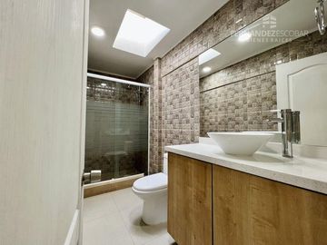 RINCONADA - VENDE CASA 6D 4B PISCINA - SAN MARTIN