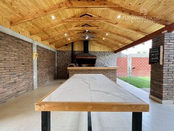 RINCONADA - VENDE CASA 6D 4B PISCINA - SAN MARTIN