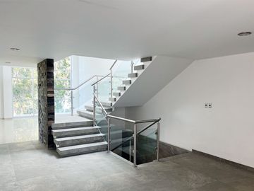 CASA DE 3 RECÁMARAS EN LOMAS DE ANGELÓPOLIS 1 - PRECIO $4,990,000