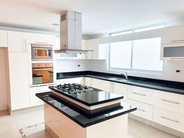 CASA DE 3 RECÁMARAS EN LOMAS DE ANGELÓPOLIS 1 - PRECIO $4,990,000